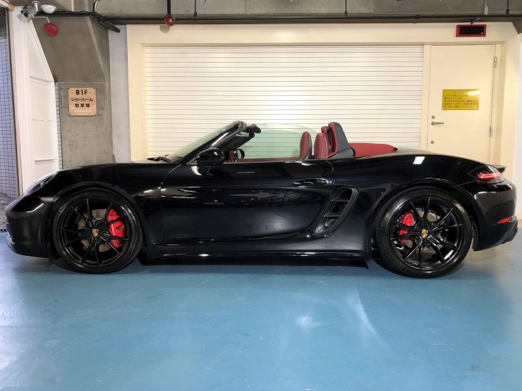 【新品未使用正規品】ポルシェ Porsche モータースポーツベア　XLサイズ ポルシェ 718 Boxster GTS 6MT 右H スポクロ スポエグ 赤革/赤幌