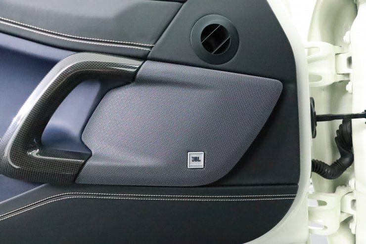 【純正品】Ferrari カーボン　フューエルリッド（GTC4ルッソ用） フェラーリ GTC4ルッソ V12 F1 DCT カーボンファイバー