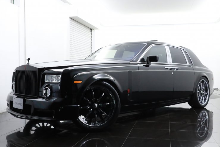 ロールスロイス ファントム SWB 左ハンドル ジオバンナ24インチアルミ