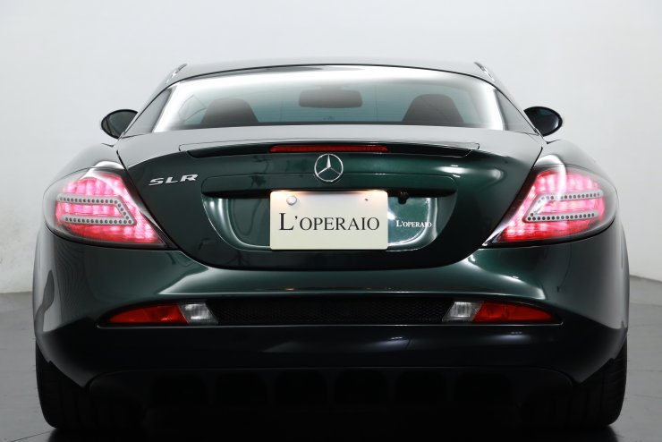 メルセデスベンツ SLRマクラーレン 希少カラー 国内正規22台 シルバー