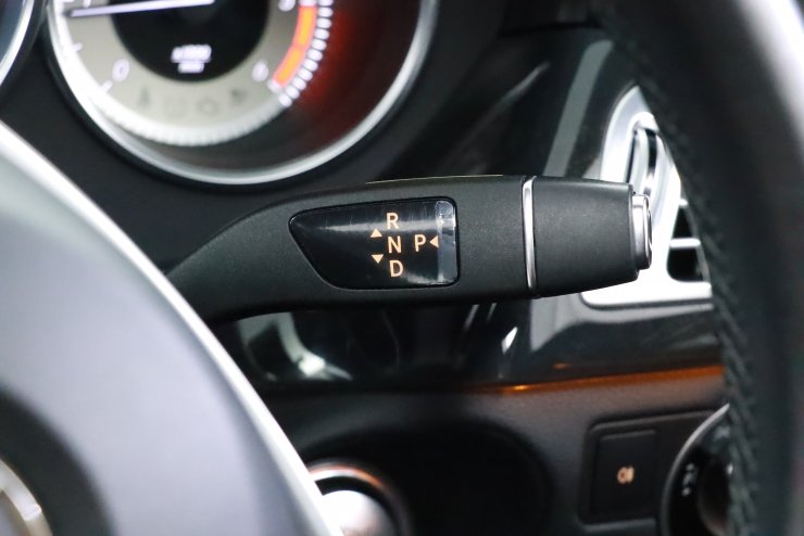 cls　5セット 正規品】ベンツ W219 CLSクラス AMG 純正 スタイリング5 18in