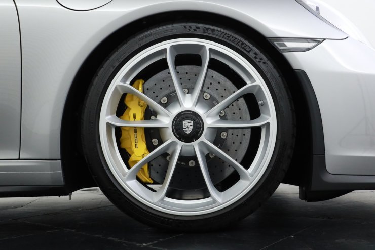 ピサスターのアンテイハムト　金 ポルシェ 911(Type991) スピードスター 6MT 世界限定1948台