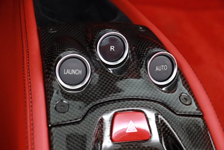フェラーリ 458 Spyder 正規ディーラー車 フロントリフト