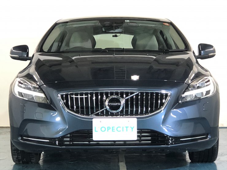 ボルボ V40 ボルボ V40 T3クラシックエディション 最終モデル特別仕様
