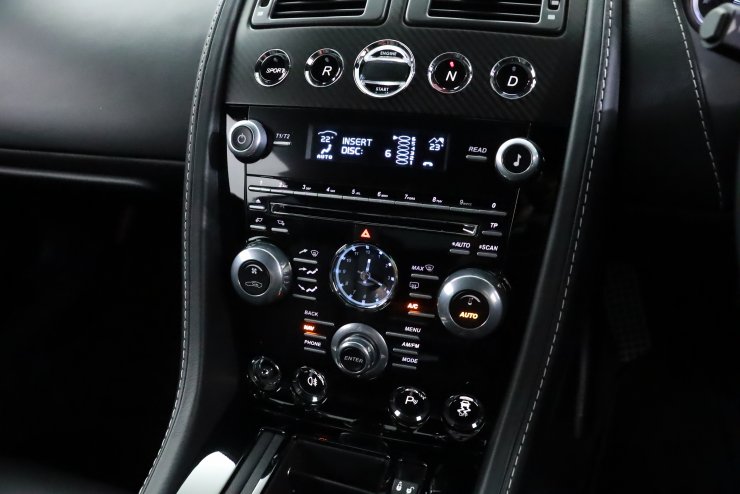 アストンマーティン V8 ヴァンテージ Sportshift 2 Centenary Edition