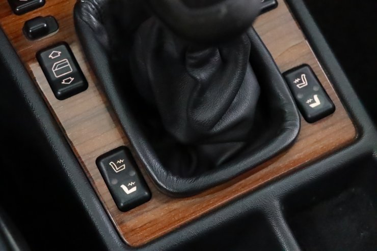 メルセデスベンツ 190クラス 190E 2.5-16 Evolution II 限定500台