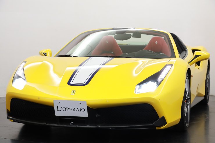 フェラーリ 488 Spider F1 DCT ディーラー車 ロッソフェラーリレザー