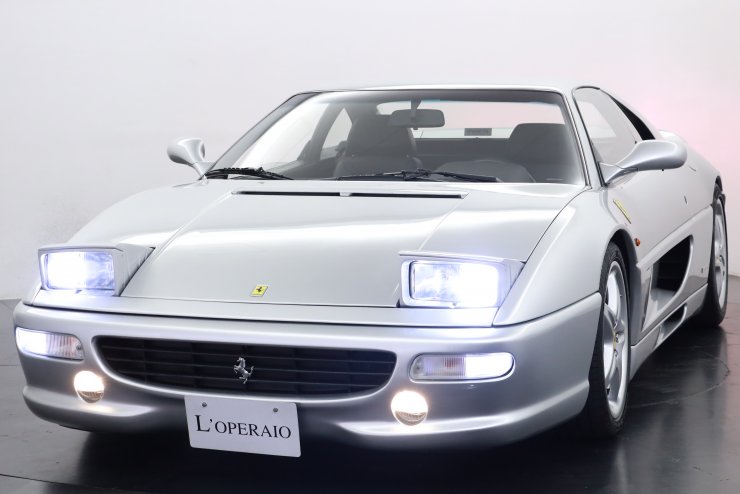 フェラーリ F355 Berlinetta 6MT 後期XRシャーシ 新車並行車 リア
