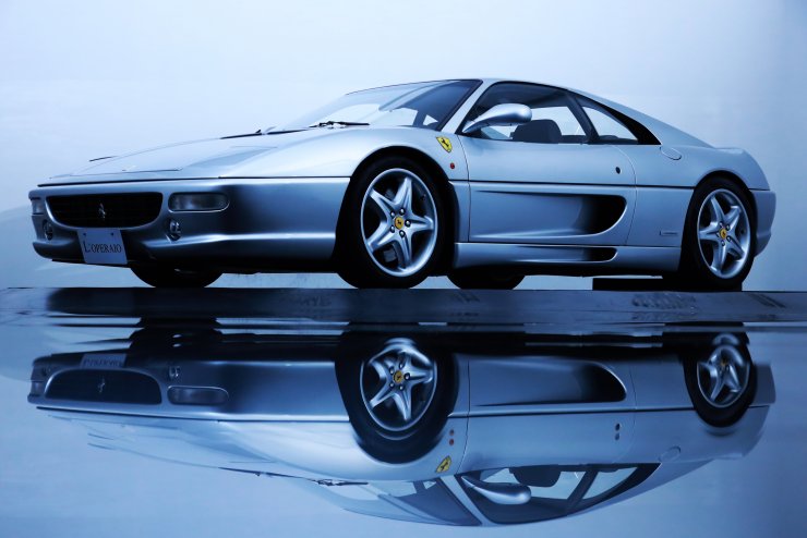 フェラーリ F355 Berlinetta 6MT 後期XRシャーシ 新車並行車 リア