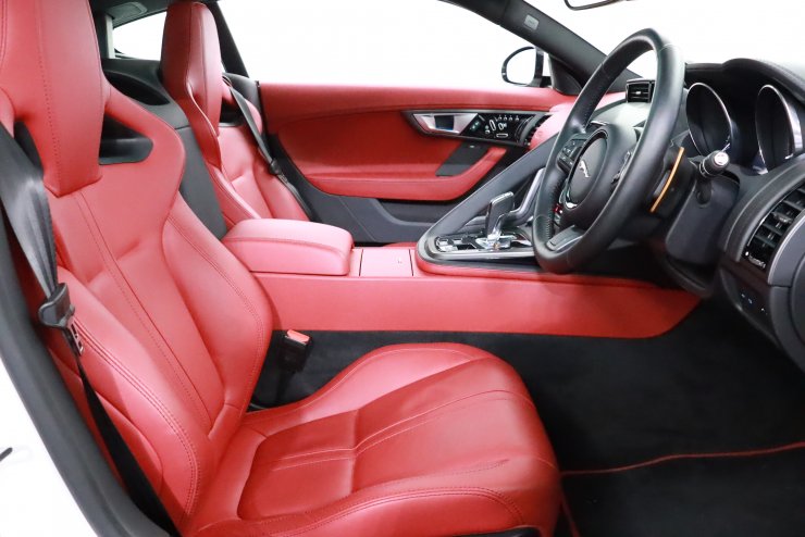 ジャガー Fタイプ S Coupe パノラミックグラスルーフ