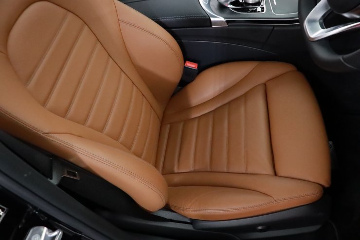 メルセデスベンツ Cクラス C200Station Wagon Avantgarde AMGライン 