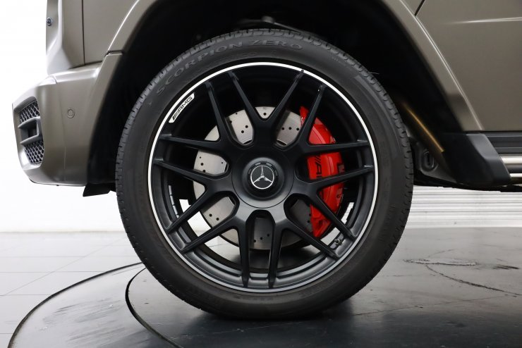 AMG Gクラスロング(ゲレンデヴァーゲン) G63 manufaktur Edition 限定車 走行距離3,000km台 専用ボディーカラー  マグノダークオリーブグリーン(マットペイント) 【新車保証継承R05年10月】中古車