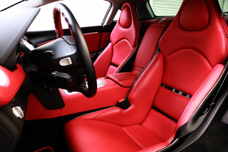 SLRマクラーレン　オーナー限定写真集 世界でたった25台！ワンオーナーの2006年式メルセデス・ベンツ