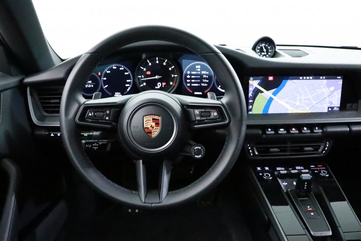 ポルシェ 911(Type992) Carrera S PDK 希少左ハンドル 正規ディーラー