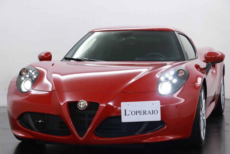 アルファロメオ 4C ワンオーナー 正規ディーラー車 純正17/18インチAW