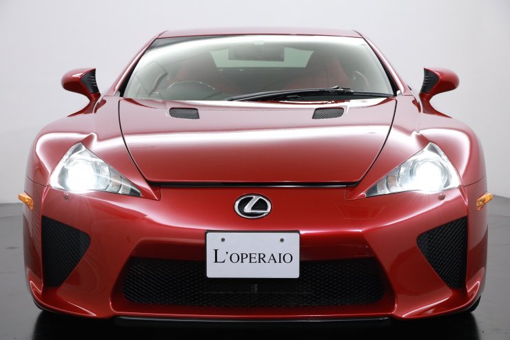 レクサス LFA 4.8 ワンオーナー 走行600km台 超希少車 世界限定500台