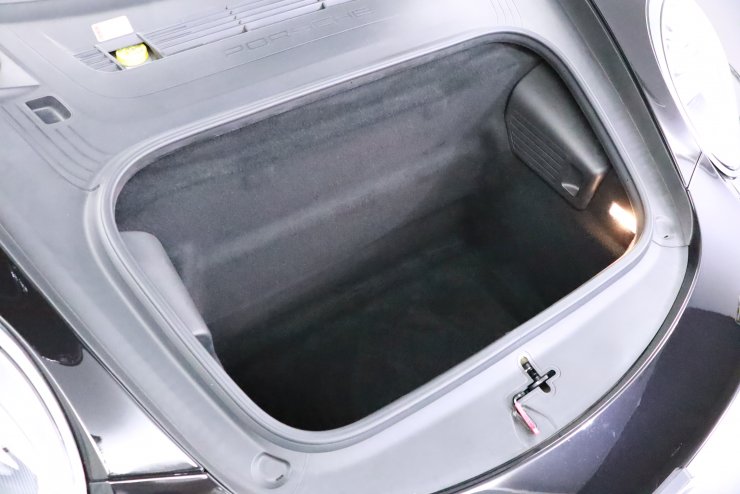 ポルシェ911　Type991専用　純正ベースキャリア ポルシェ 911(Type991) Carrera 4 PDK カップエアロキット PASM 純正