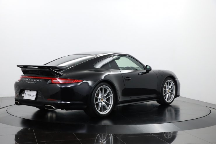 ポルシェ911　Type991専用　純正ベースキャリア PORSCHE (ポルシェ)THULE スーリー ベースキャリア車種専用SET