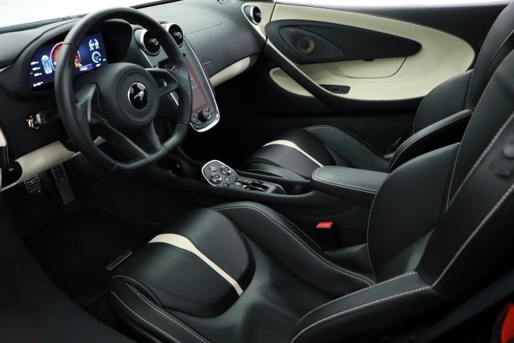 マクラーレン 570S Spider セキュリティパック スポーツエグゾースト