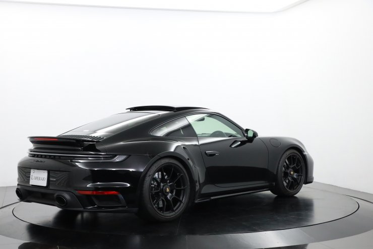 ポルシェ 911(Type992) Turbo S PDK PCCB PASMスポーツサス スポーツ