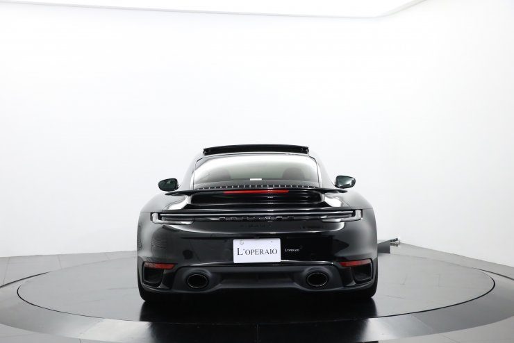 ポルシェ 911(Type992) Turbo S PDK PCCB PASMスポーツサス