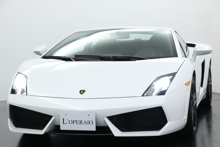 ランボルギーニ ガヤルド LP550-2 e-gear 正規ディーラー車 ガラス