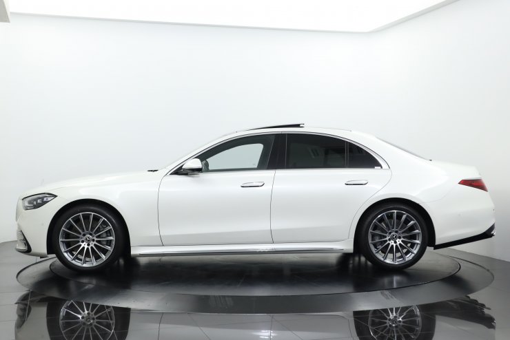 メルセデスベンツ Sクラス S500 4MATIC ワンオーナー オプション総額約