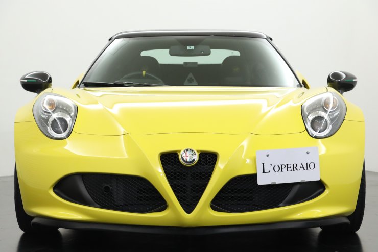 アルファロメオ 4C Spider 有償色 スポーツPKG レザーPKG ローンチ