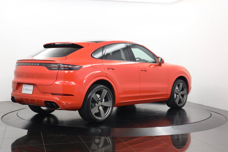 ポルシェ カイエン Coupe 3.0 Tip-S ワンオーナー Porsche