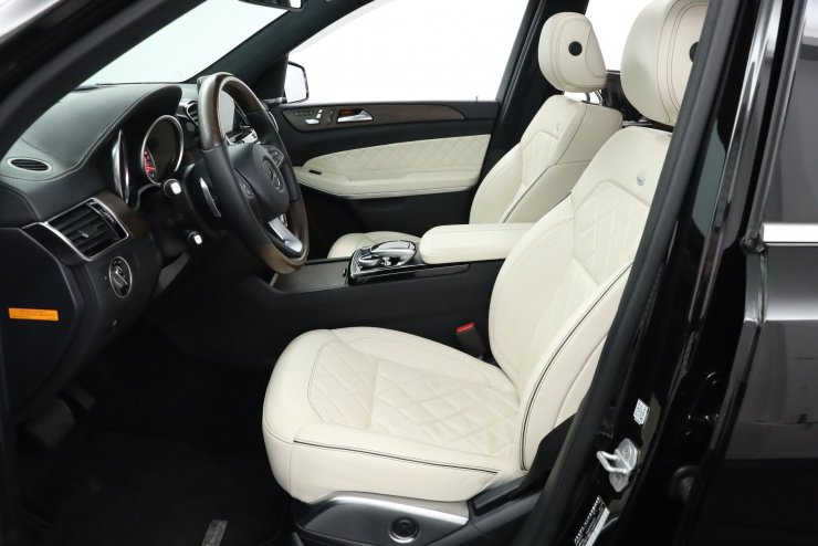 メルセデスベンツ GLSクラス GLS550 4MATIC Sport デジーノ