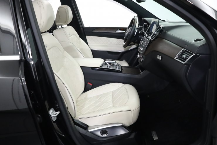 メルセデスベンツ GLSクラス GLS550 4MATIC Sport デジーノ