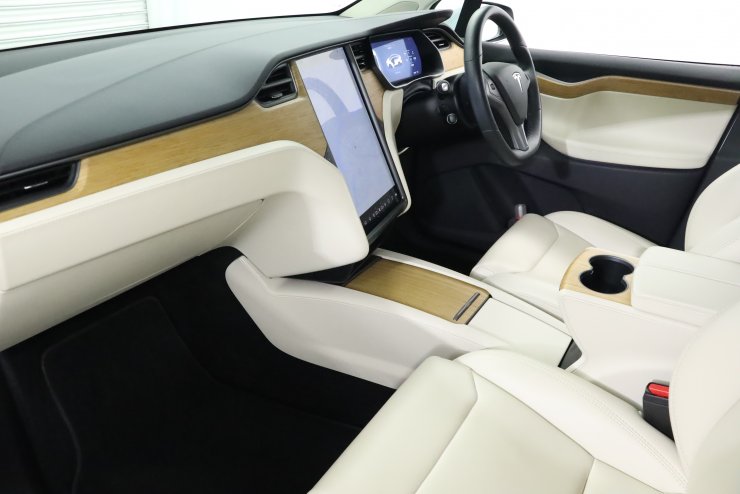 【正規品】 テスラ缶 　メドベットジェネレーター　テスラバイオヒーリング　2個 テスラ モデルX 100D クリームプレミアムレザー 6シート