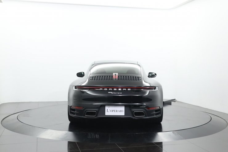 ポルシェ 911(Type992) Carrera PDK 20/21インチカレラクラシック