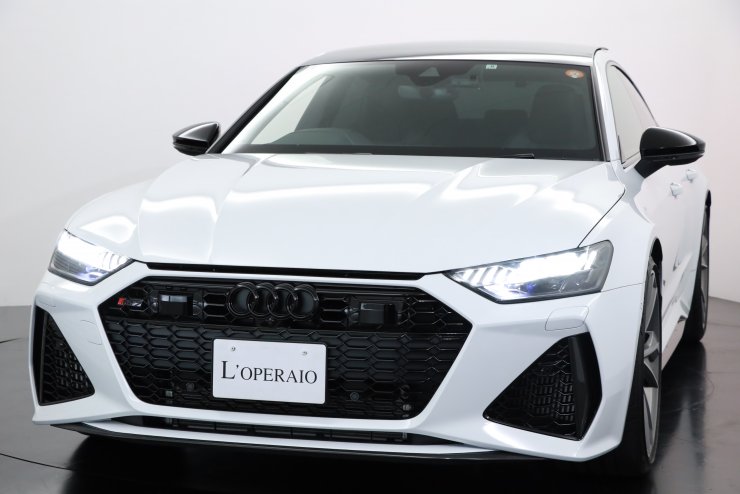 アウディ RS7スポーツバック 4.0 エアサスペンション装着車 ワン