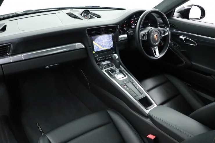 ポルシェ 911(Type991) Carrera PDK SportChrono-PKG GTスポーツ