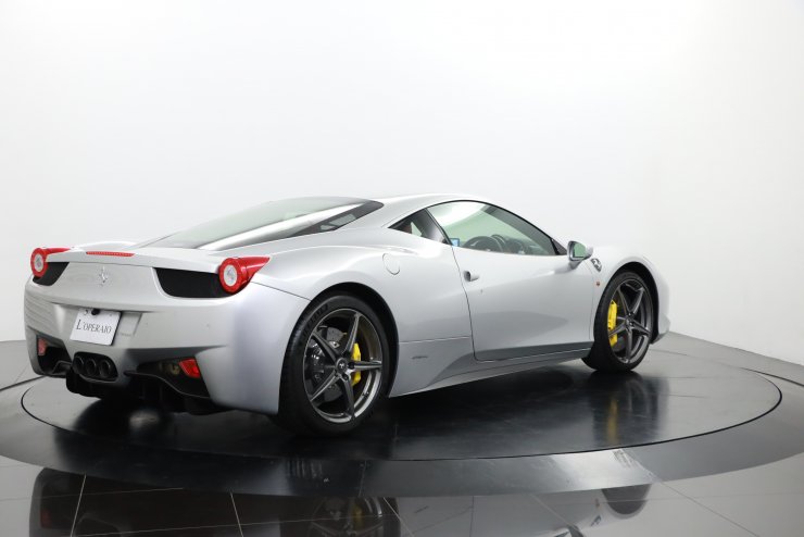 希少未使用 フェラーリ Ferrari 458 イタリア 公式ライセンスモデル フェラーリ 458 Italia F1 DCT 希少右ハンドル 正規ディーラー車