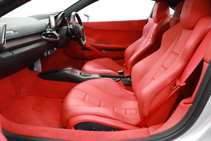 フェラーリ 458 Italia F1 DCT 希少右ハンドル 正規ディーラー車