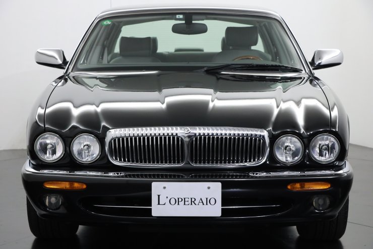 ジャガー デイムラー DAIMLER SUPER V8 正規ディーラー車 走行12,000km