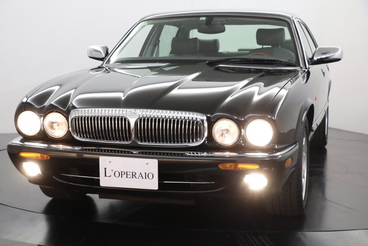 ジャガー デイムラー DAIMLER SUPER V8 正規ディーラー車 走行12,000km