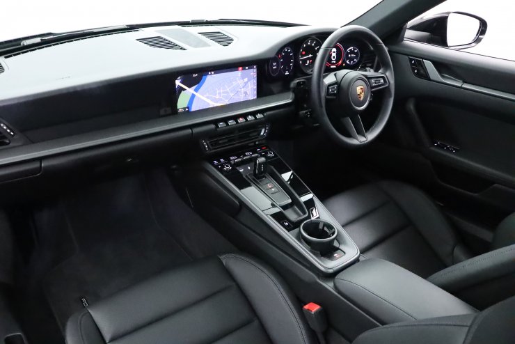 ポルシェ 911(Type992) Carrera PDK 純正F20/R21インチカレラS