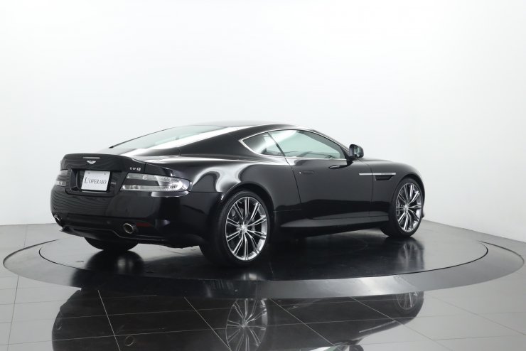 アストンマーティン DB9 Coupe TouchtronicⅡ 後期モデル 左ハンドル