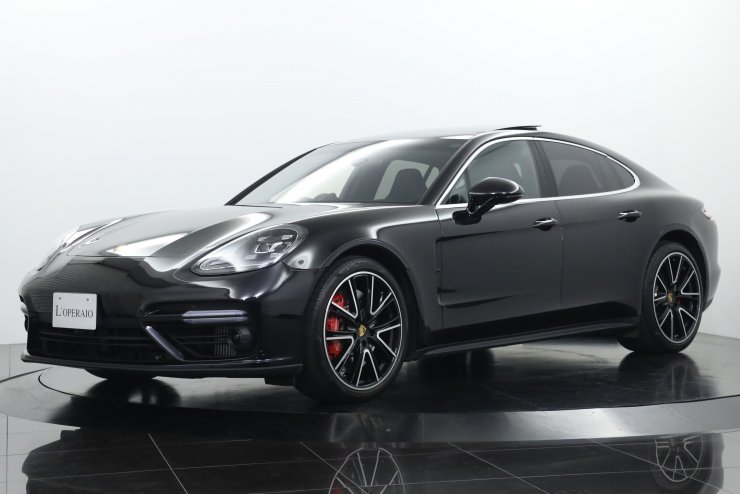 ポルシェ パナメーラ turbo PDK 4WS SportChrono-PKG 21インチ