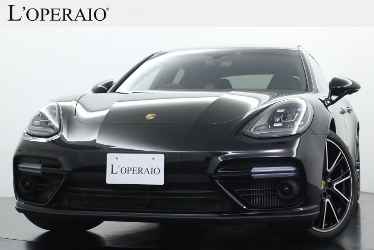 ポルシェ パナメーラ turbo PDK 4WS SportChrono-PKG 21インチ