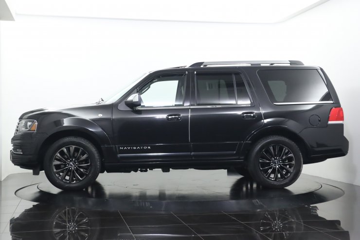 リンカーン ナビゲーター 3.5エコブースト 正規ディーラー車 後期