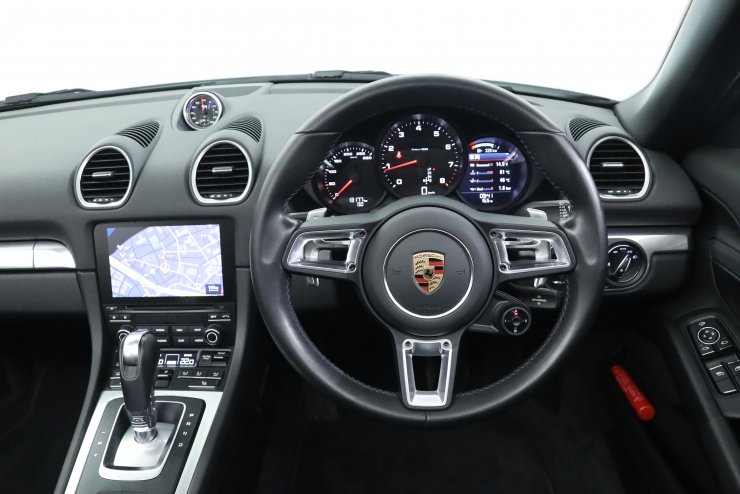 アティべ 3スポーク レザーステアリング 美品 ポルシェ  ベンツ VW等 ポルシェ 718 Boxster PDK Sport‐ChronoPKG GTスポーツステアリング