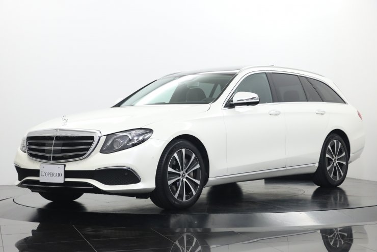 メルセデスベンツ Eクラス E450 4MATIC StationWagon エクスクルーシブ