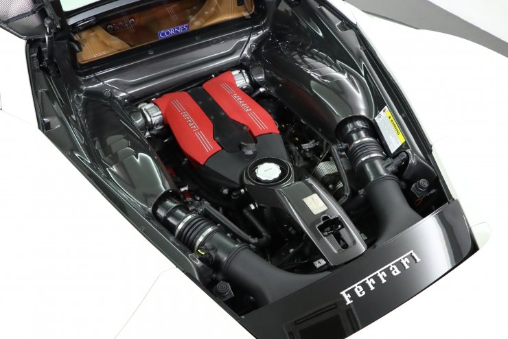 フェラーリ 488 GTB F1 デイトナスタイルシート（クオイオレザー