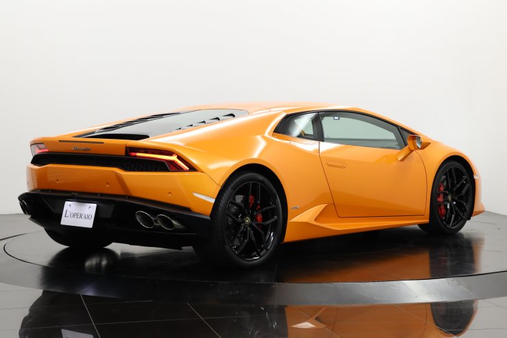ランボルギーニ ウラカン LP610-4 オプションカラー：アランチョ