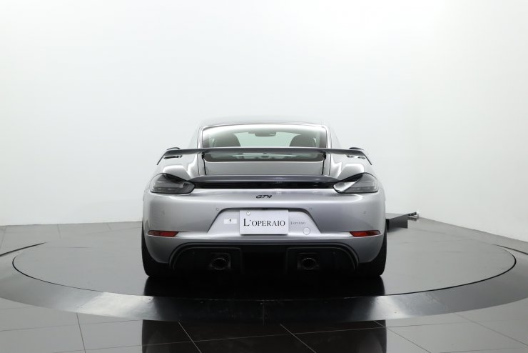ポルシェ 718 Cayman GT4 6MT ChronoPKG ブラックレザー×レース