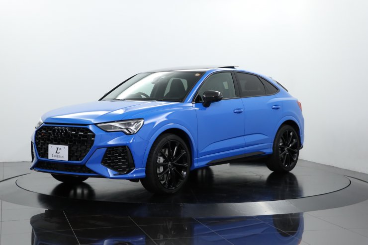 アウディ RS Q3スポーツバック 現行モデル ワンオーナー オプション